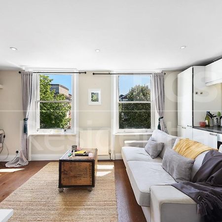 Modernised Apartments 1 And 2 Bedrooms Option Terrace And Balcony High Street Londres Extérieur photo