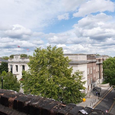 Modernised Apartments 1 And 2 Bedrooms Option Terrace And Balcony High Street Londres Extérieur photo