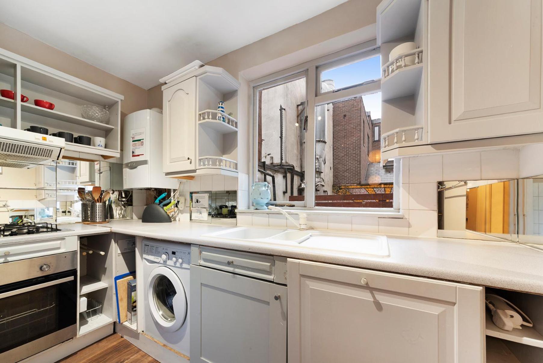 Modernised Apartments 1 And 2 Bedrooms Option Terrace And Balcony High Street Londres Extérieur photo