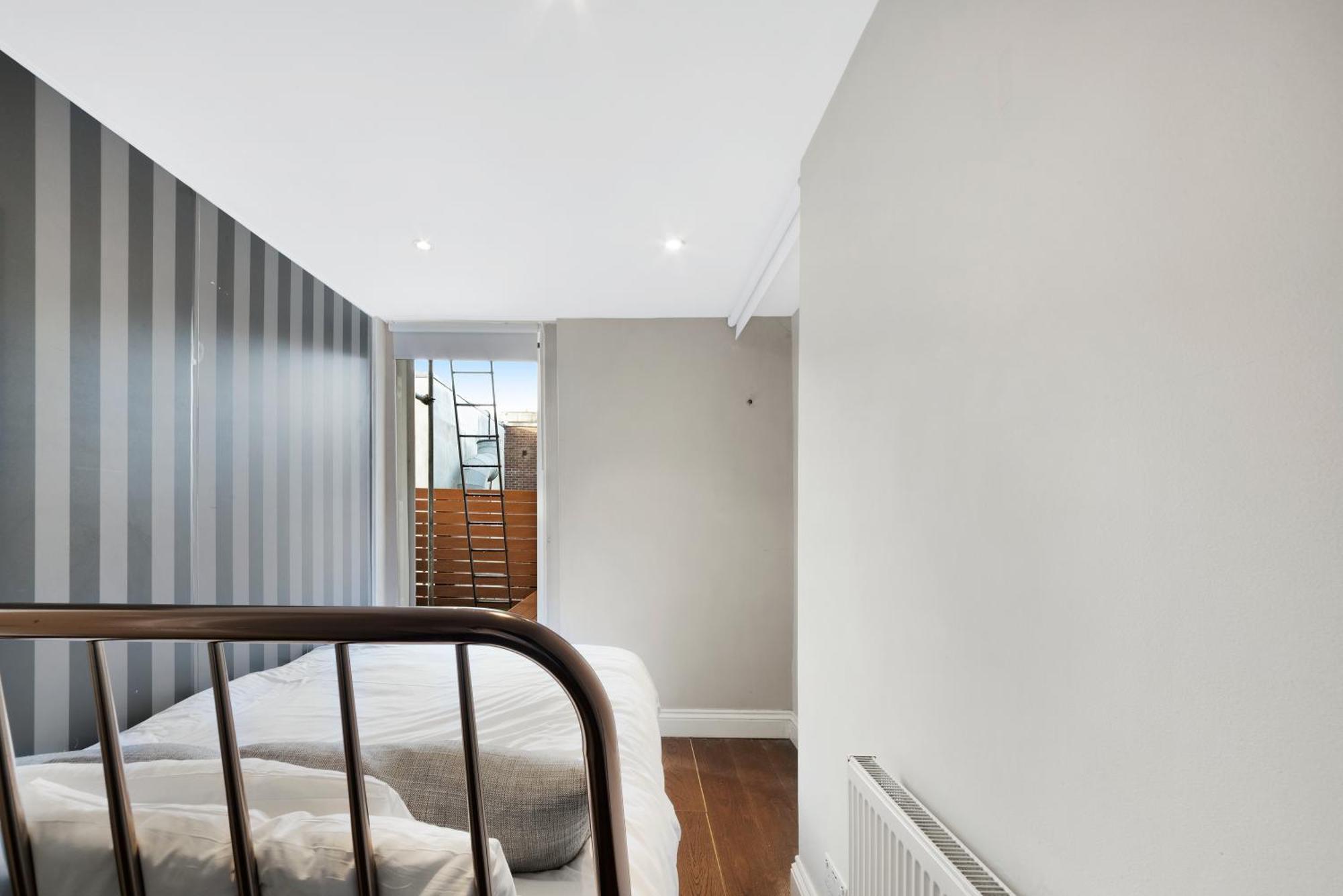 Modernised Apartments 1 And 2 Bedrooms Option Terrace And Balcony High Street Londres Extérieur photo
