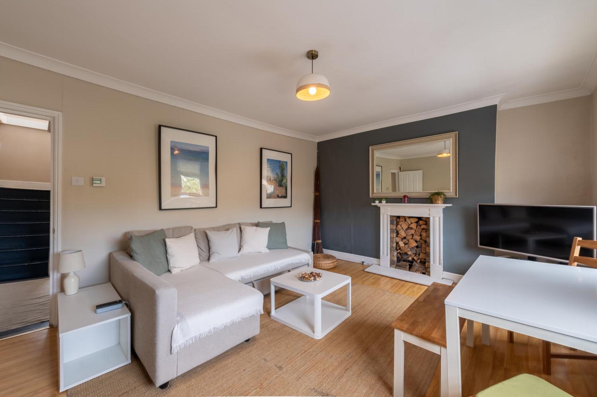 Modernised Apartments 1 And 2 Bedrooms Option Terrace And Balcony High Street Londres Extérieur photo